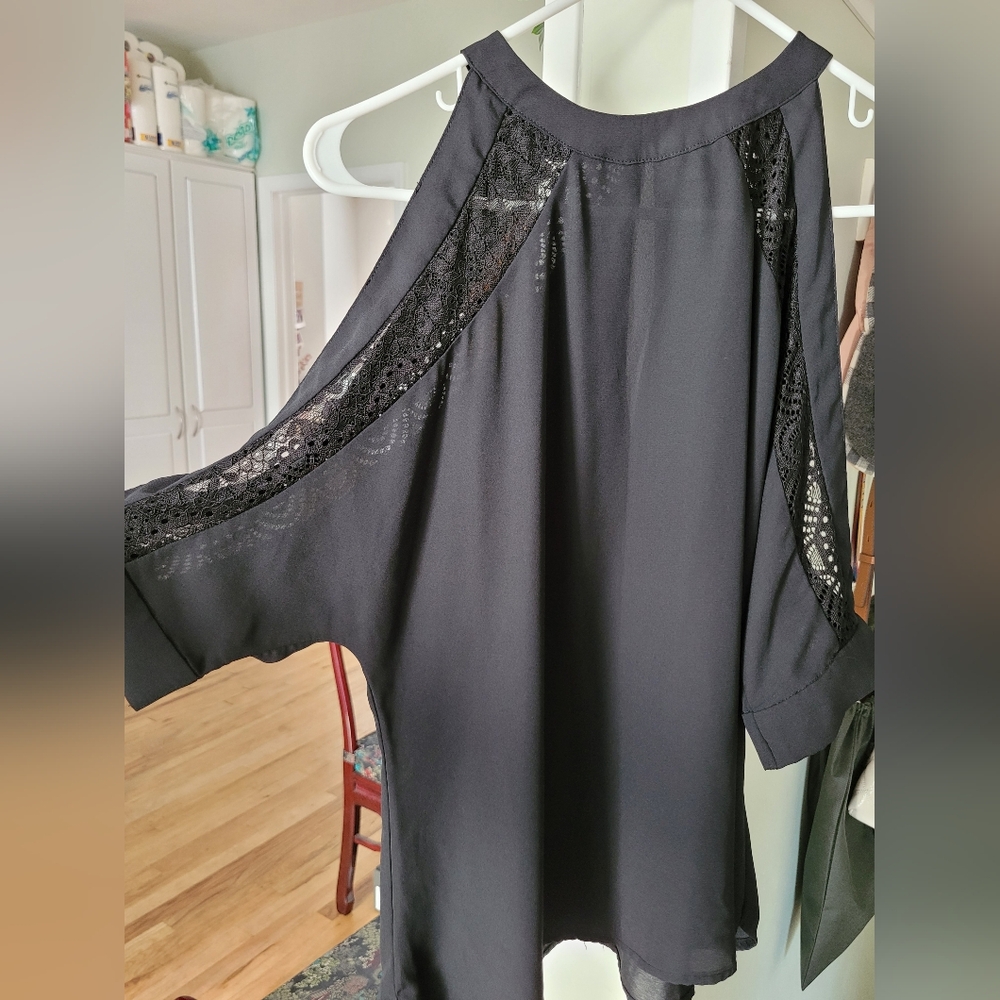 2 Blouse bundle, size XS/S